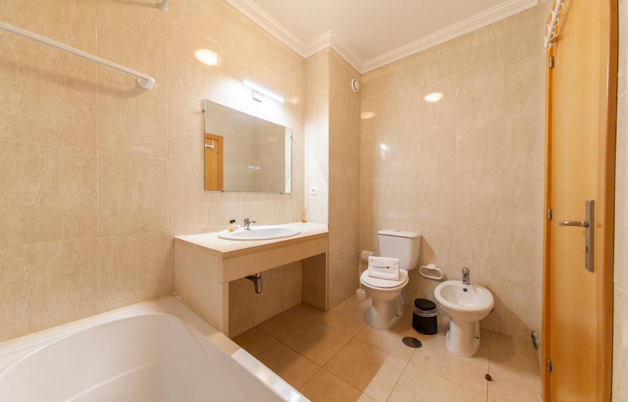 A52 - Quintao Apartment In Portimão Exteriör bild